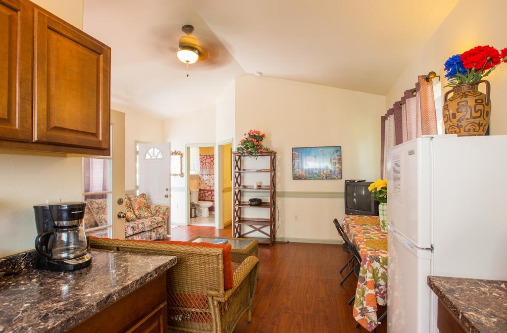 The Dolphin Cottage At Kehena Beach Extérieur photo